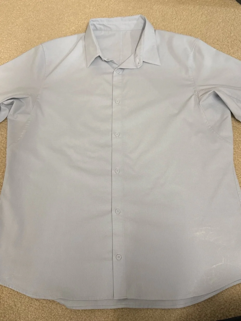 lululemon athletica Men's Pale Blue Button-Down Dress Shirt